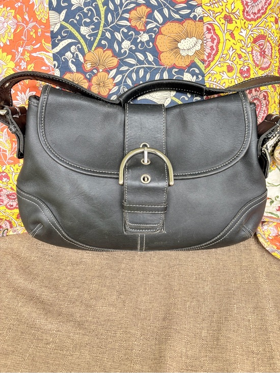 Coach Handbags - Vintage Coach Soho 9248 Black Leather Shoulder Bag Y2K Buckle Flap Purse